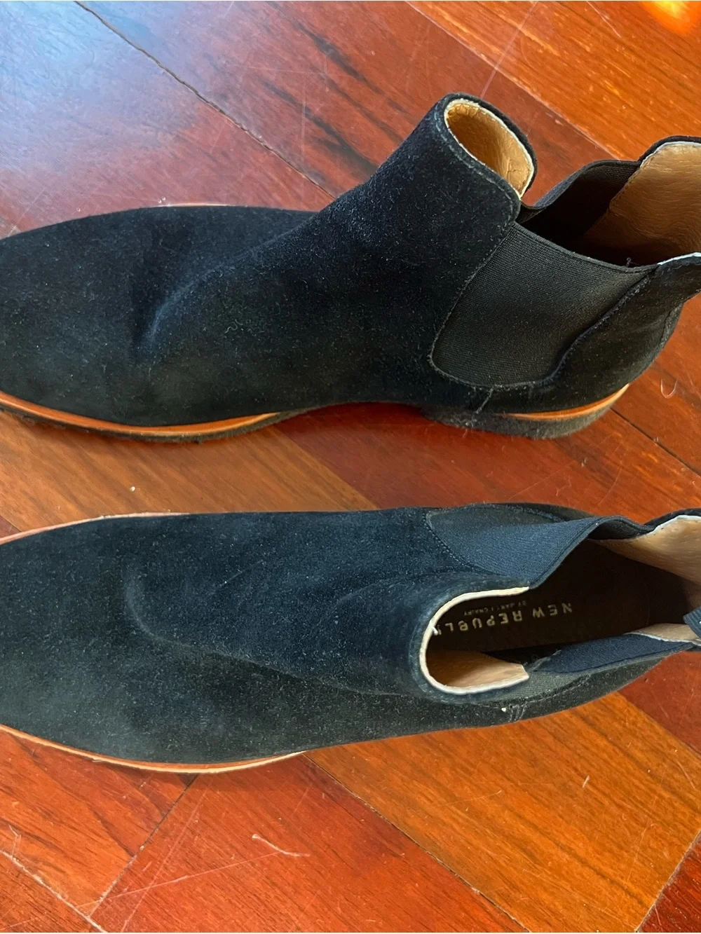 New Republic gorgeous comfy
